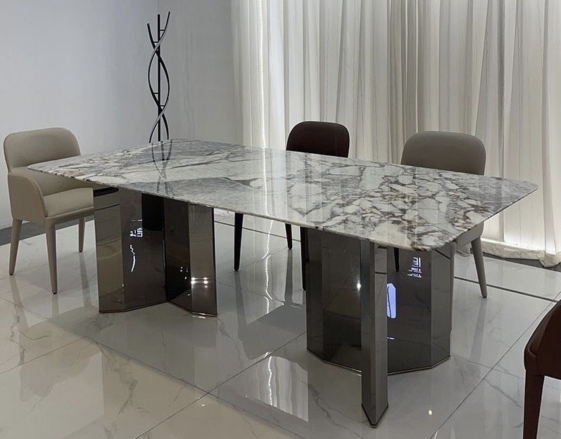 Bàn Ghế Ăn Mặt Đá – Hiện Đại Và Sang Trọng Cho Không Gian Phòng Ăn