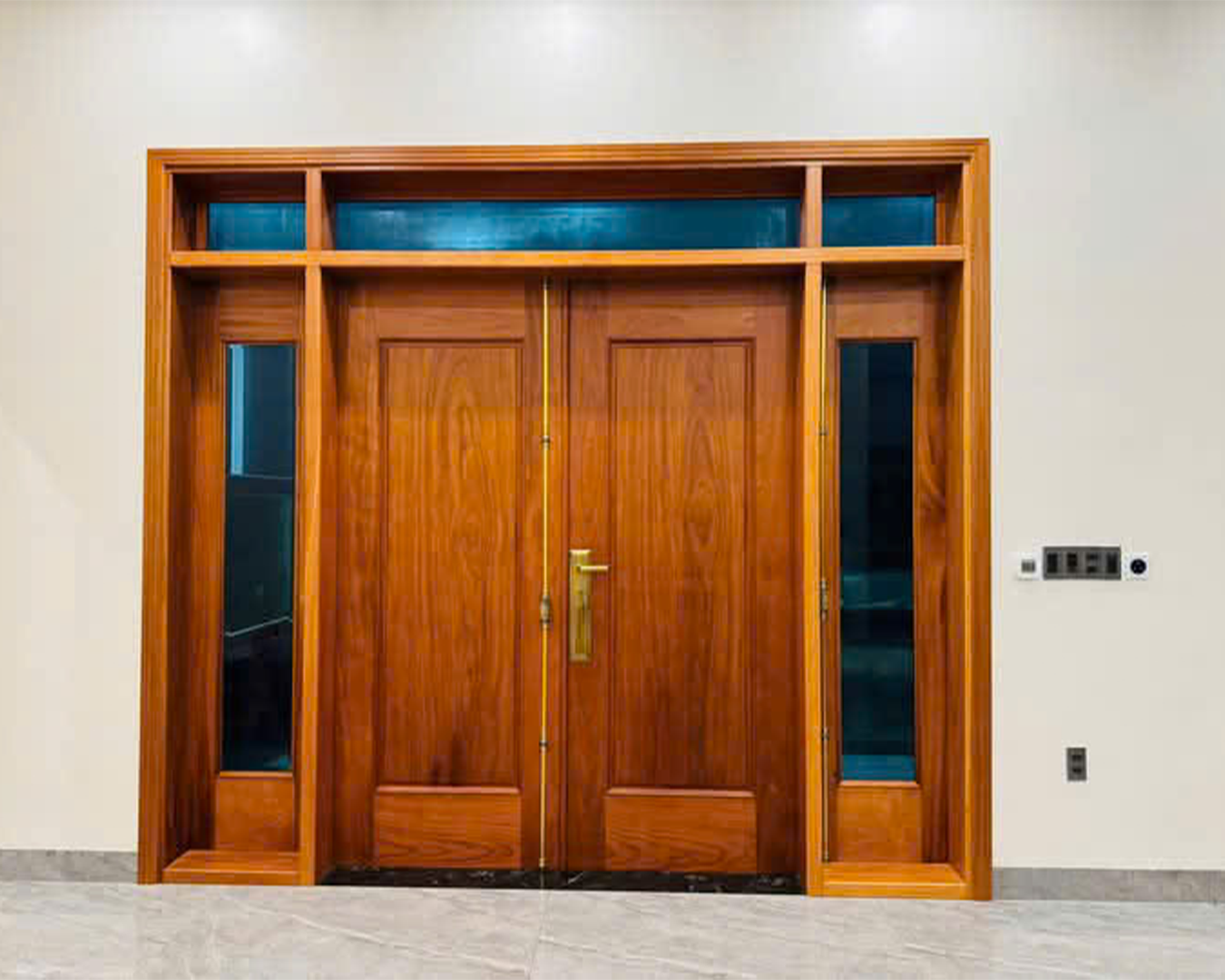 Banner Cửa Gỗ Lim Nam Phi