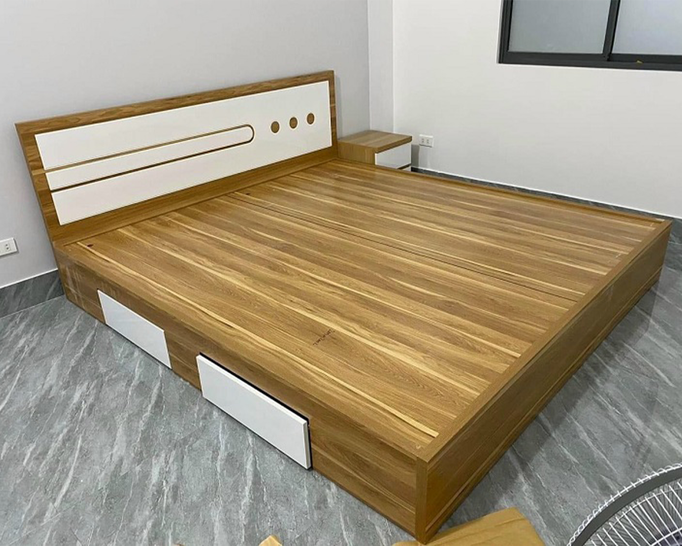 Giường Gỗ Công Nghiệp – Thiết Kế Hiện Đại Cho Phòng Ngủ Tiện Nghi